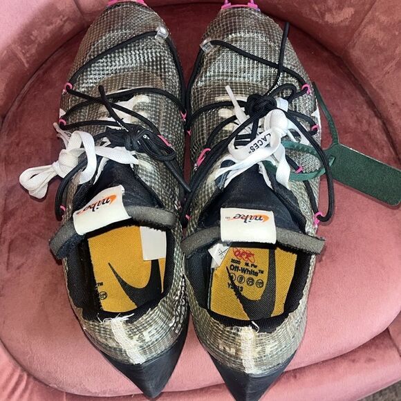 Nike Off-White WMNS Vapor Street “Laser Fuchsia” (S/N: CD8178-001) size 13 (11M) - Picture 7 of 11